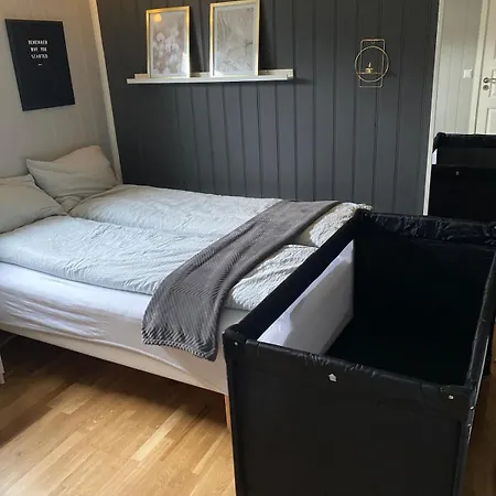 Appartement 1 Roms Kjellerleilighet Norheim, Haugesund *