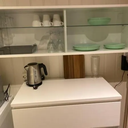 1 Roms Kjellerleilighet Norheim, Haugesund Spanne