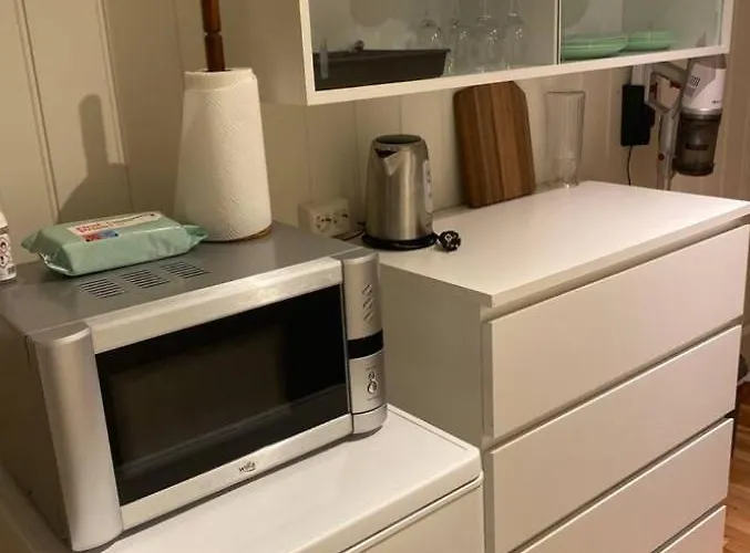 1 Roms Kjellerleilighet Norheim, Haugesund Lägenhet Karmoy